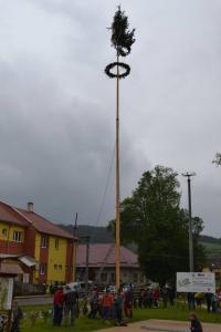 Stavanie mája_31.jpg